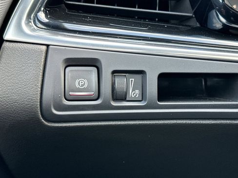 Used 2020 Cadillac XT6 Sport image 33