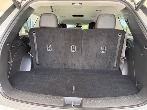 Used 2026 Hyundai Palisade SEL FWD image 31