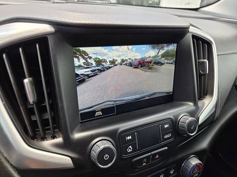 Used 2022 GMC Terrain SLT AWD/4WD image 33