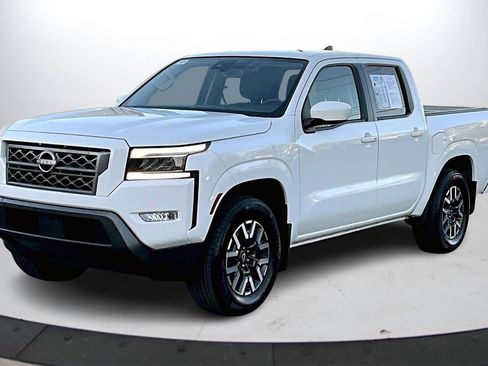 Used 2024 Nissan Frontier SL w/ Technology Package image 4
