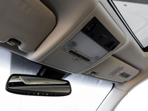 Used 2014 Lexus LS 460 image 31