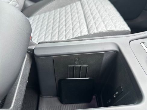 New 2025 Volkswagen Tiguan S image 28