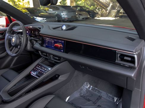 New 2026 Porsche Macan 4 Electric AWD/4WD image 57