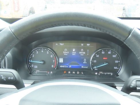 Used 2023 Ford Explorer XLT w/ Equipment Group 202A RWD image 30