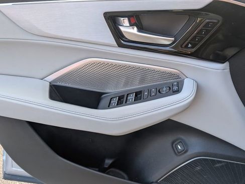 Certified 2024 Acura MDX FWD w/ Technology Package image 34