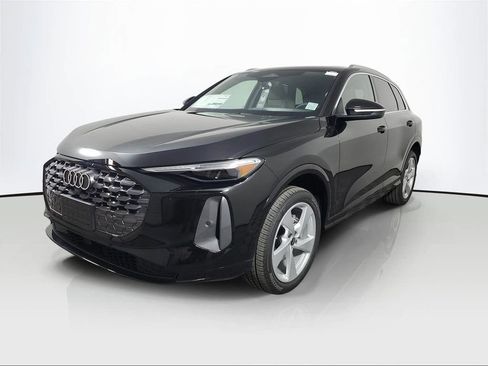 New 2025 Audi Q5 Premium Plus image 3