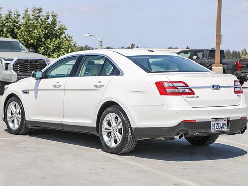 Used 2013 Ford Taurus SEL FWD image 7