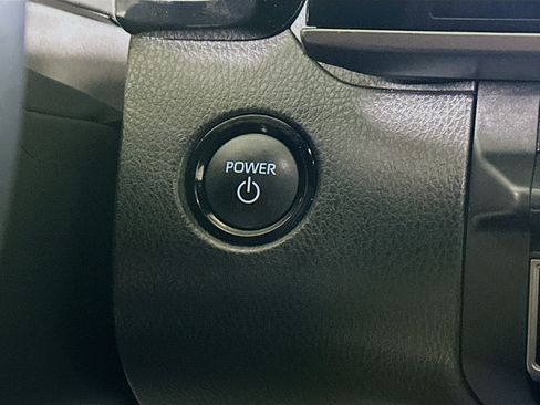 Used 2025 Toyota Camry SE w/ Multimedia Upgrade Package FWD image 20