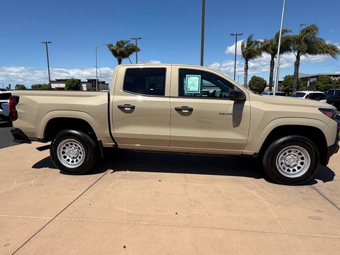 Used 2023 Chevrolet Colorado W/T RWD image 3