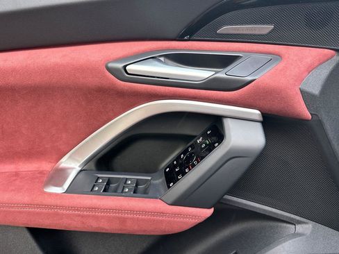 New 2025 Audi SQ5 Premium Plus image 10