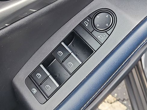 Used 2021 MAZDA CX-30 AWD 2.5 S w/ Select Package image 15