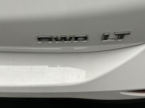 Used 2023 Chevrolet Equinox LT w/ LPO, Floor Liner Package AWD/4WD image 12