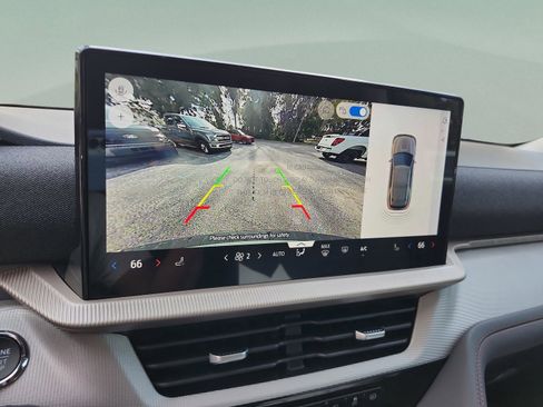 New 2026 Ford Explorer Active image 15