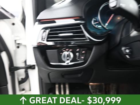 Used 2018 BMW M550i xDrive image 30