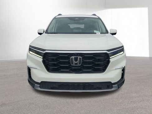 Used 2023 Honda Pilot Elite image 16