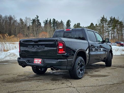 New 2026 RAM 1500 4x4 Crew Cab image 3