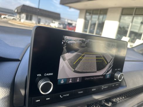 Used 2023 Honda CR-V Sport image 18