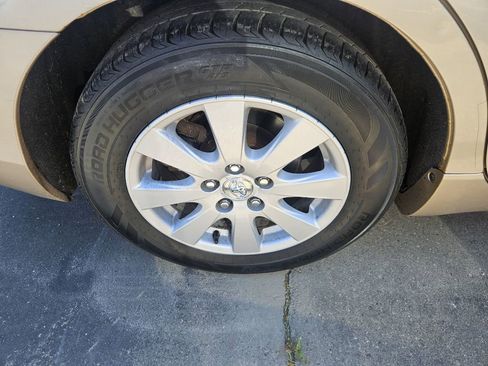 Used 2007 Toyota Camry LE FWD image 24