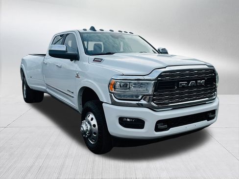 Used 2020 RAM 3500 Limited image 3