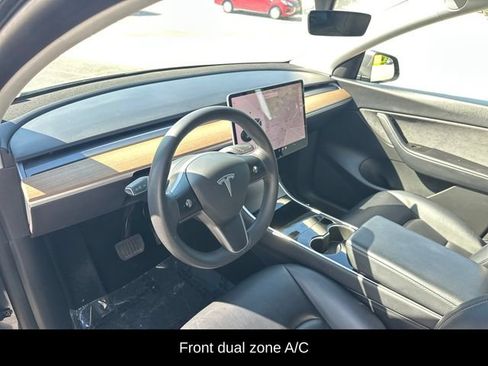 Used 2021 Tesla Model Y Long Range AWD/4WD image 7