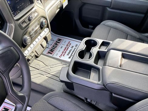 Used 2026 Chevrolet Silverado 2500 Custom w/ Custom Value Package image 19