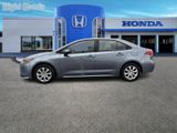 Used 2022 Toyota Corolla LE image 3