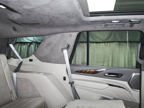Used 2022 Cadillac Escalade Sport Platinum AWD/4WD image 61