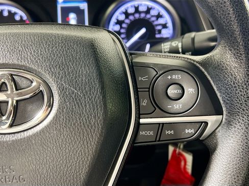 Used 2023 Toyota Camry LE image 18