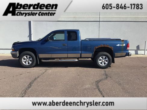 Used 2004 Dodge Dakota SLT AWD/4WD image 1