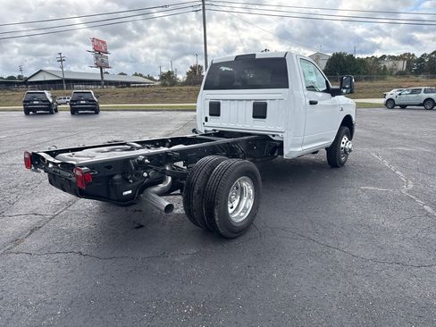 New 2026 RAM 3500 Tradesman w/ Chrome Appearance Group image 5