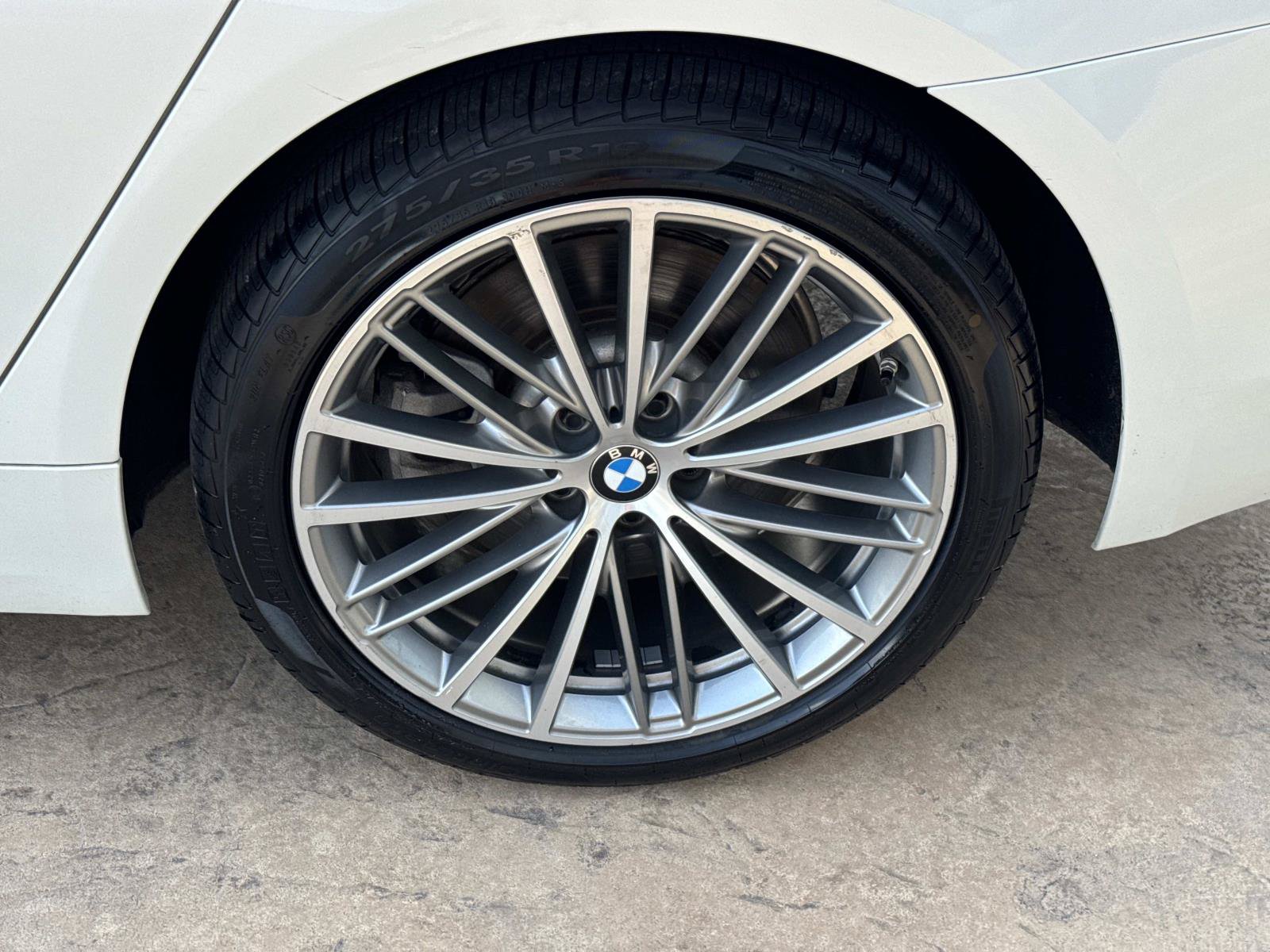 Used 2019 BMW 540i RWD image 22