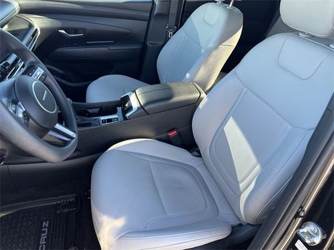Certified 2025 Hyundai Santa Cruz SEL image 25
