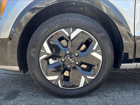 Used 2023 Kia Niro Wind FWD image 10
