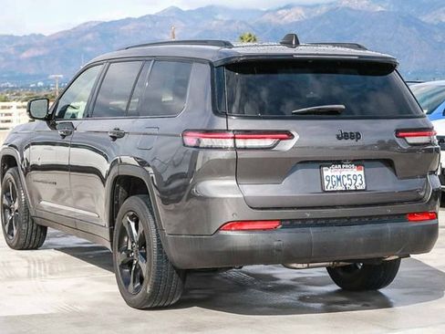 Used 2023 Jeep Grand Cherokee L Laredo image 10