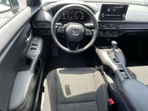 Used 2024 Honda HR-V Sport image 11