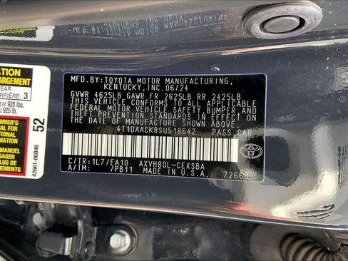 Used 2025 Toyota Camry SE FWD image 35