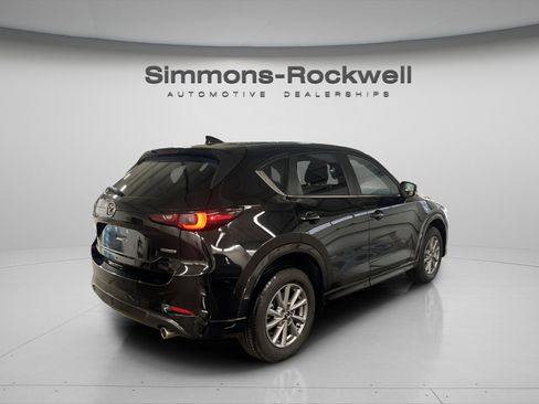 Used 2025 MAZDA CX-5 AWD 2.5 S w/ Preferred Package image 5
