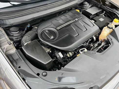 Used 2019 Jeep Cherokee Limited image 44