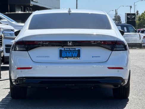 Used 2024 Honda Accord EX-L image 9