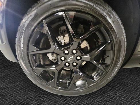 Certified 2024 Chevrolet Traverse RS w/ LPO, Floor Liner Package image 11