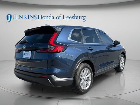 Used 2024 Honda CR-V EX-L image 3