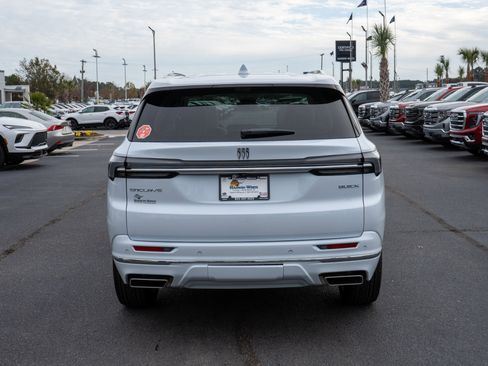 New 2026 Buick Enclave Avenir w/ Super Cruise Package image 4