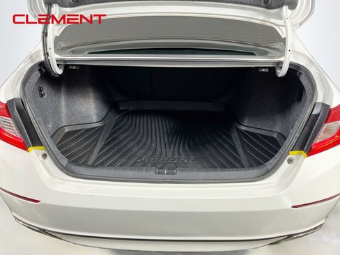 Used 2022 Honda Accord Sport image 10