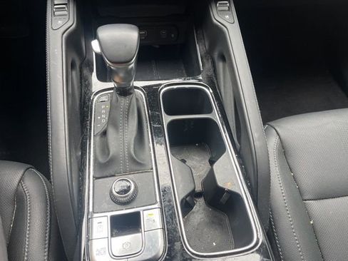 Used 2023 Kia Telluride EX w/ EX Captain's Chair Package image 37