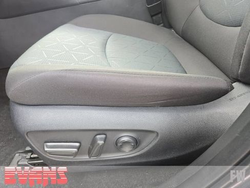 Certified 2025 Toyota RAV4 XLE AWD/4WD image 20
