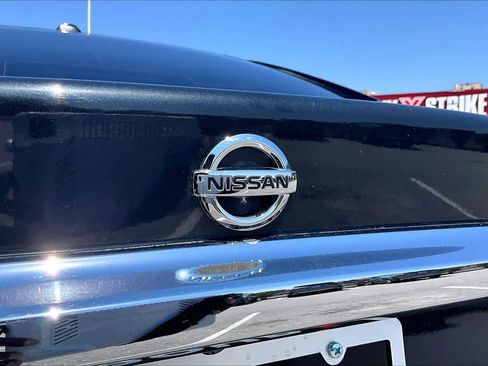 Used 2016 Nissan Maxima 3.5 SL FWD image 10