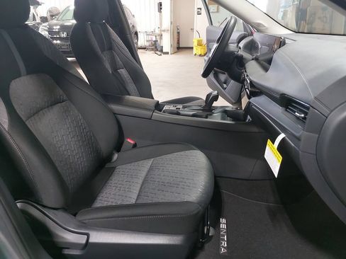 New 2026 Nissan Sentra SV w/ Floor Mat Package FWD image 10
