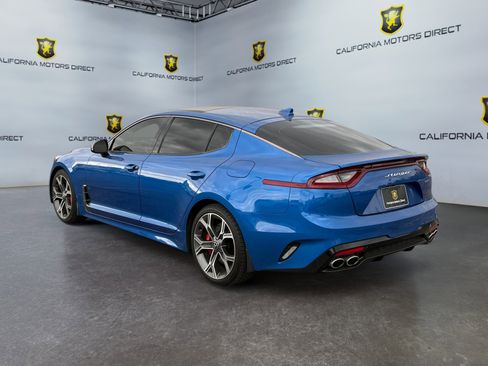 Used 2018 Kia Stinger GT2 RWD image 3