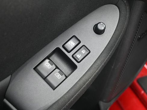 Used 2016 Nissan 370Z Coupe RWD image 15