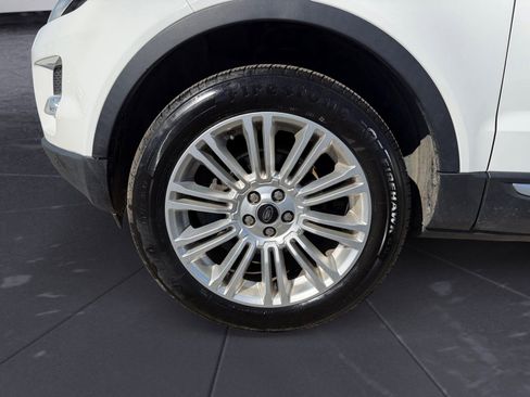 Used 2013 Land Rover Range Rover Evoque Prestige image 14